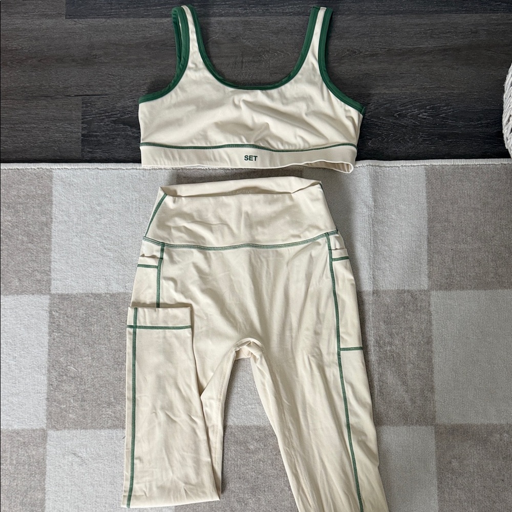 SET Active Bra & Leggings Set